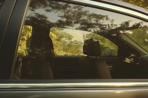 Επισκευή Παρμπρίζ