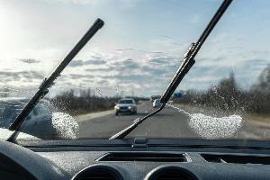 8 gyaolokatharistiores 1 